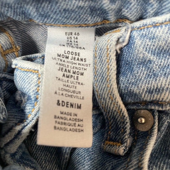 H&M Ultra High Waist Mom Jeans Bundle - Picture 7 of 7